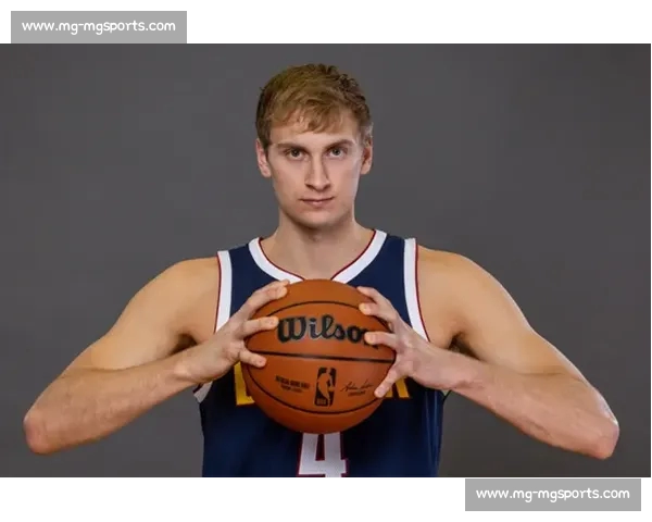 夏联 MVP 驰援勇士!莫布里内线试金石或改写轮换格局 夏联 MVP 驰援勇士!莫布里内线试金石或改写轮换格局