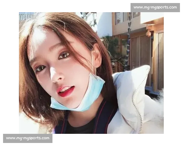 年前背洞的球童小姐姐，年后竟成大赛 “梗王”