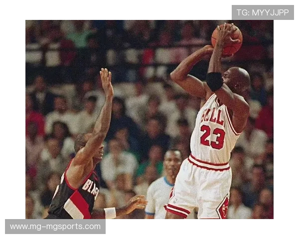 NBA篮球技巧教学:如何像球星一样后仰跳投 NBA篮球技巧教学:如何像球星一样后仰跳投
